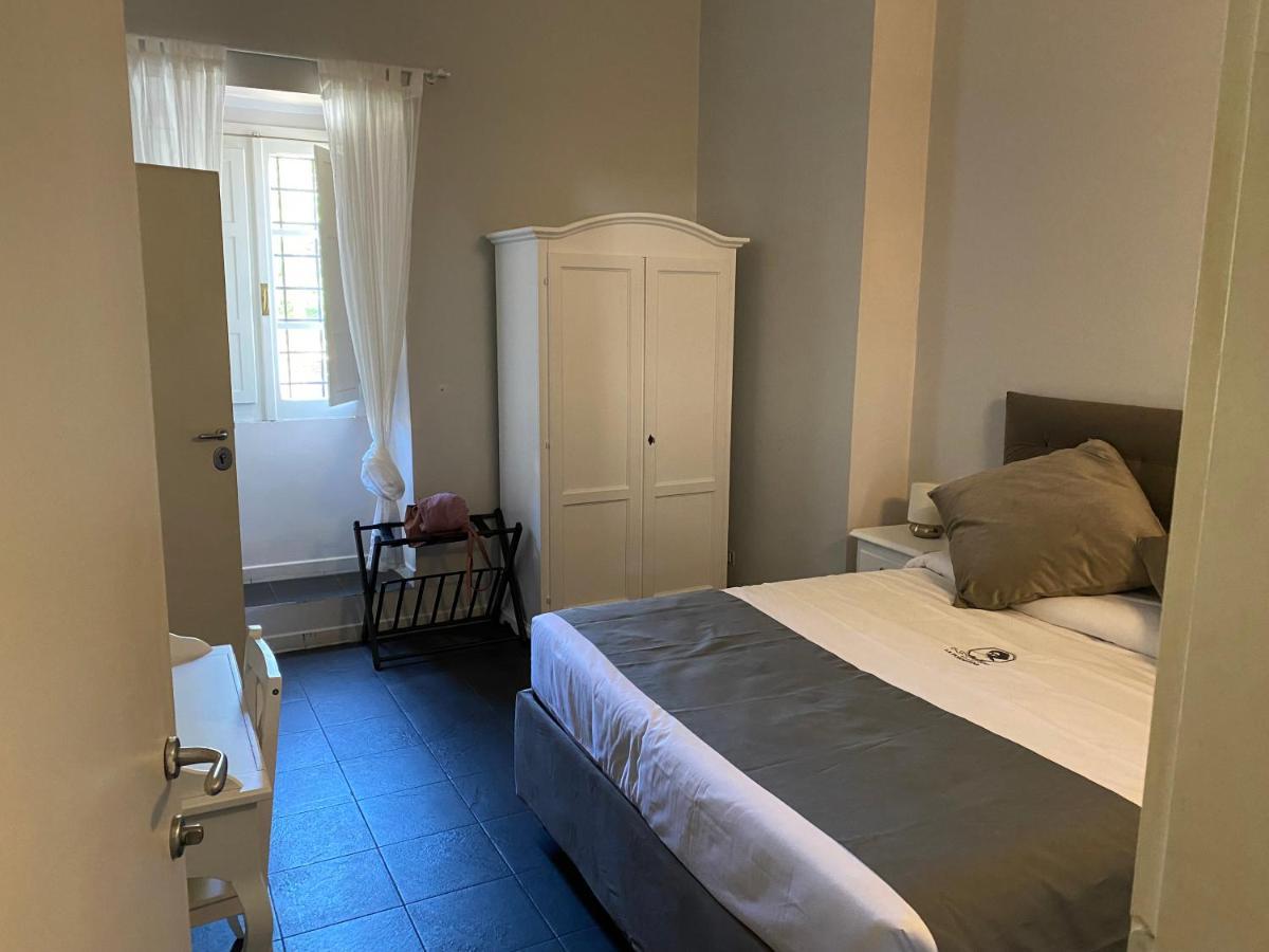 Relais La Fornarina Couette-café Rome